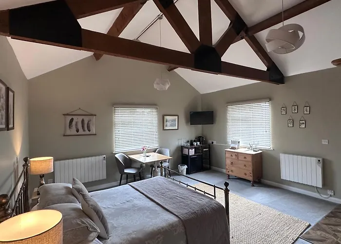 White House Farm - Beautiful Self Contained Courtyard Rooms